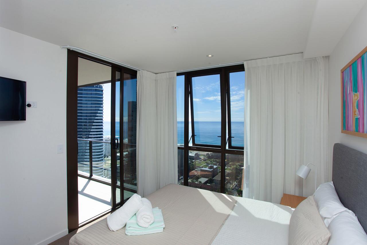 High Floor Ocean View Suites Broadbeach Gold Coast Exterior foto